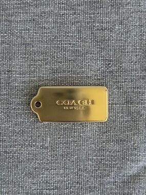Coach Gold Tone Metal Logo Plate Hangtag Key Charm Bag Tag New York